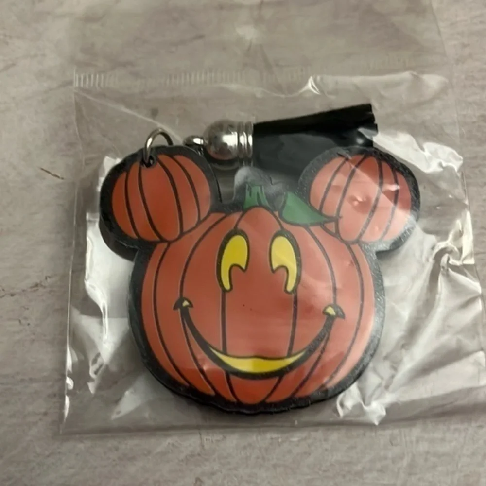 Mouse Jack o lantern Keychain